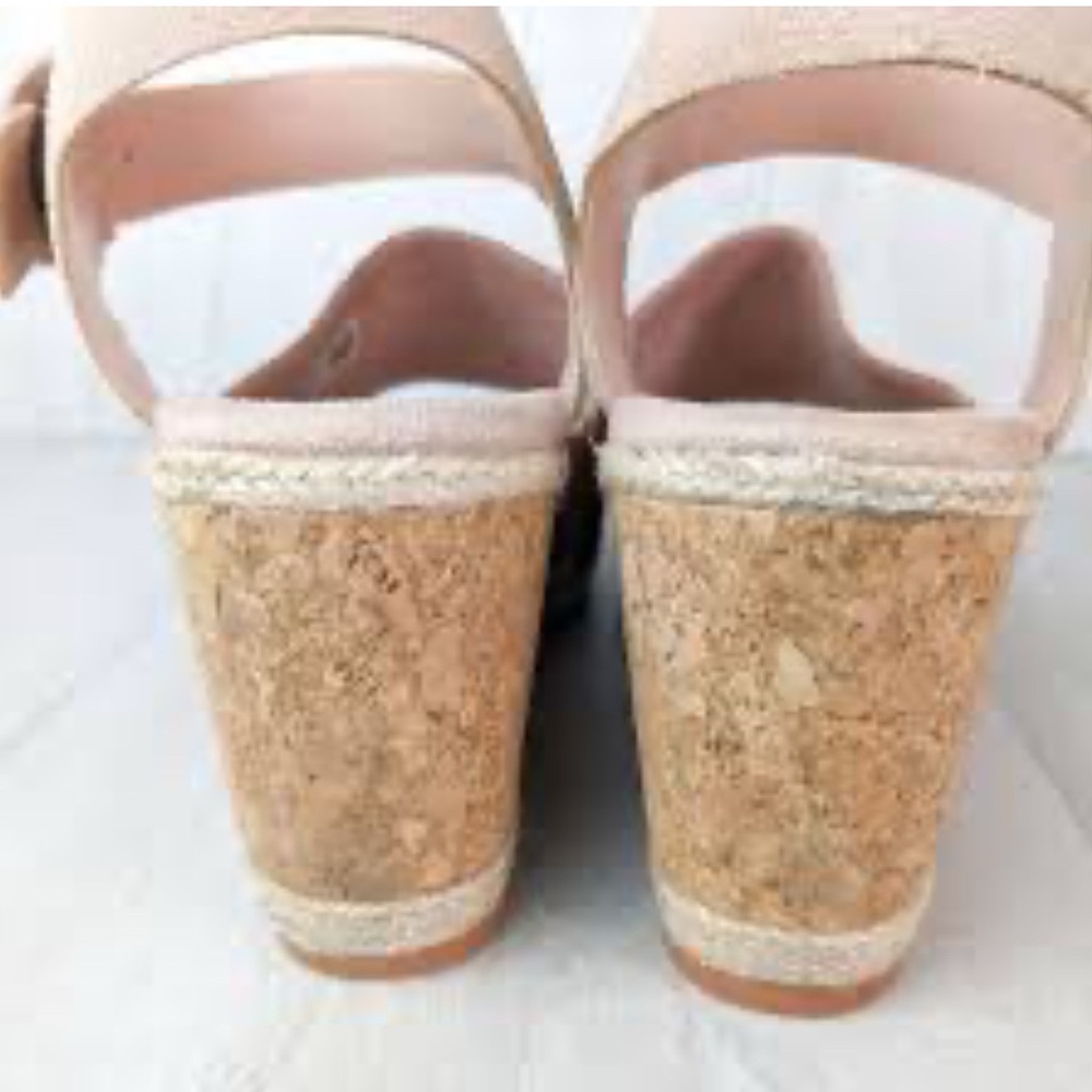 Toms Pink Sandals with Chunky Sole and Ankle Strap - Picture 3 of 4